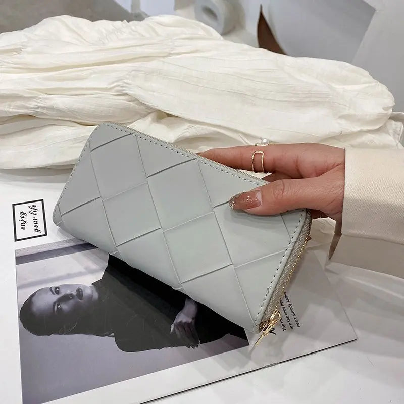 High Quality Long PU Leather Line Pattern Wallet